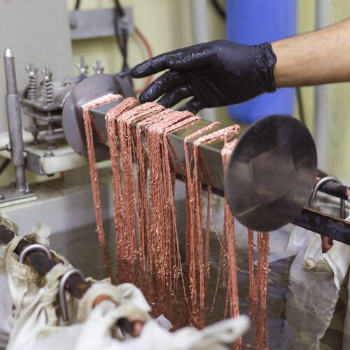 A importância de ser transparente ao vender peças folheadas a ouro