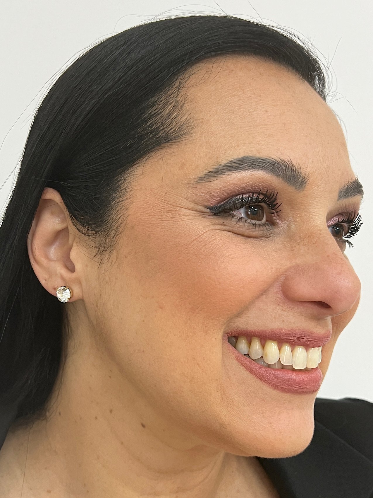 Brinco Ear Cuff Folheado a Ouro Franja Strass 130