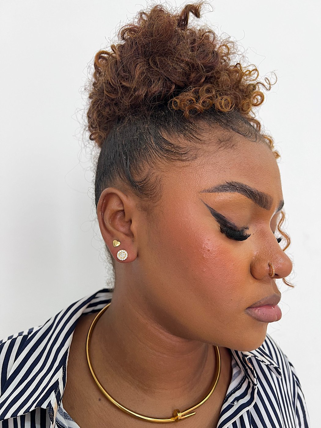 Brinco Folheado a Microzircônia 49