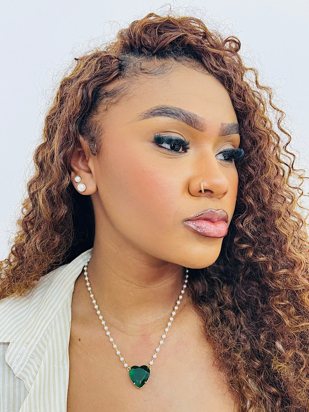 Choker Folhado a Ouro Perola Coração Esmeralda 6402