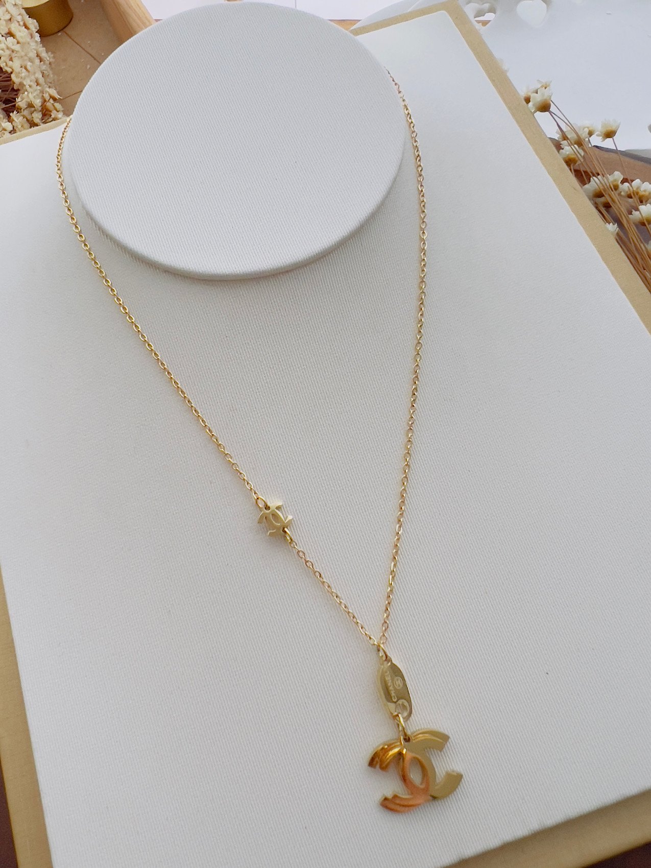 Colar Aço Inoxidável Inspiração Dourado 8808