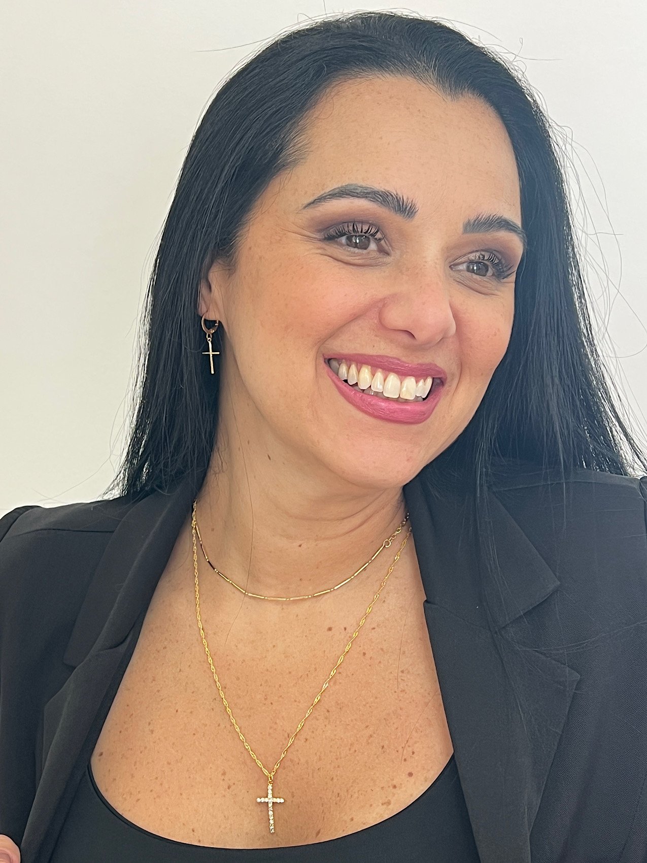 Colar Duplo Folheado a Ouro Crucifixo 5262
