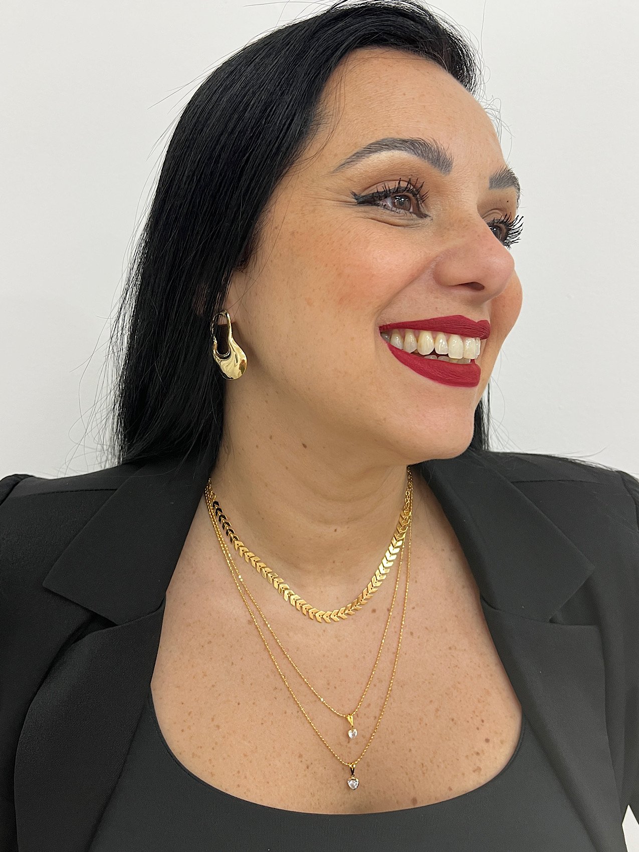 Colar Triplo Folheado a Ouro Escama Lisa Coração Zircônia 7352