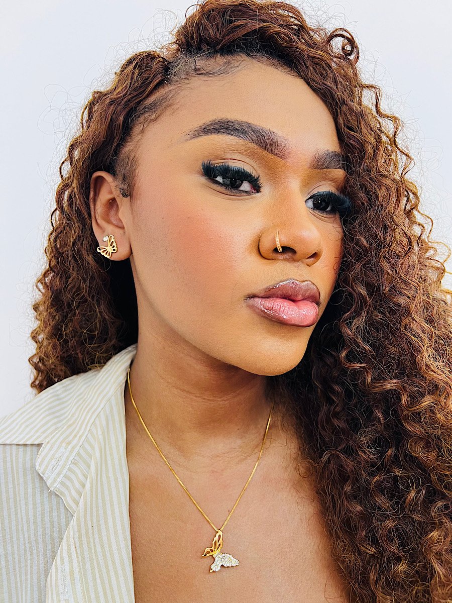 Colar Folhado a Ouro Borboleta Micro Zirconia 6404