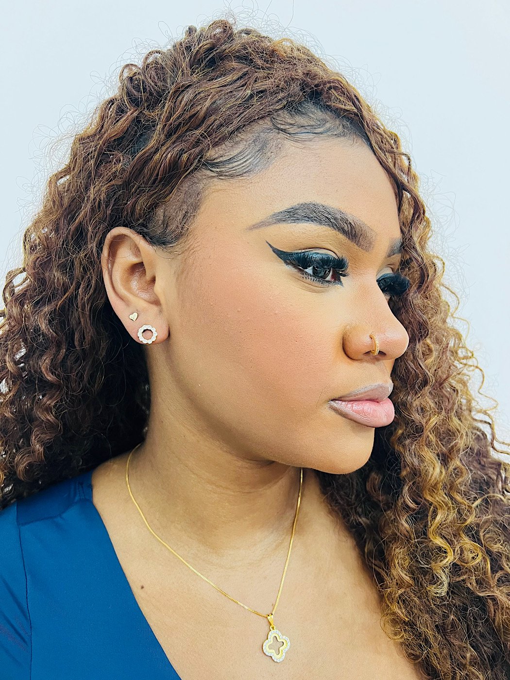 Colar Folheado a Ouro Inspiração Virginia Micro Zirconia 5171