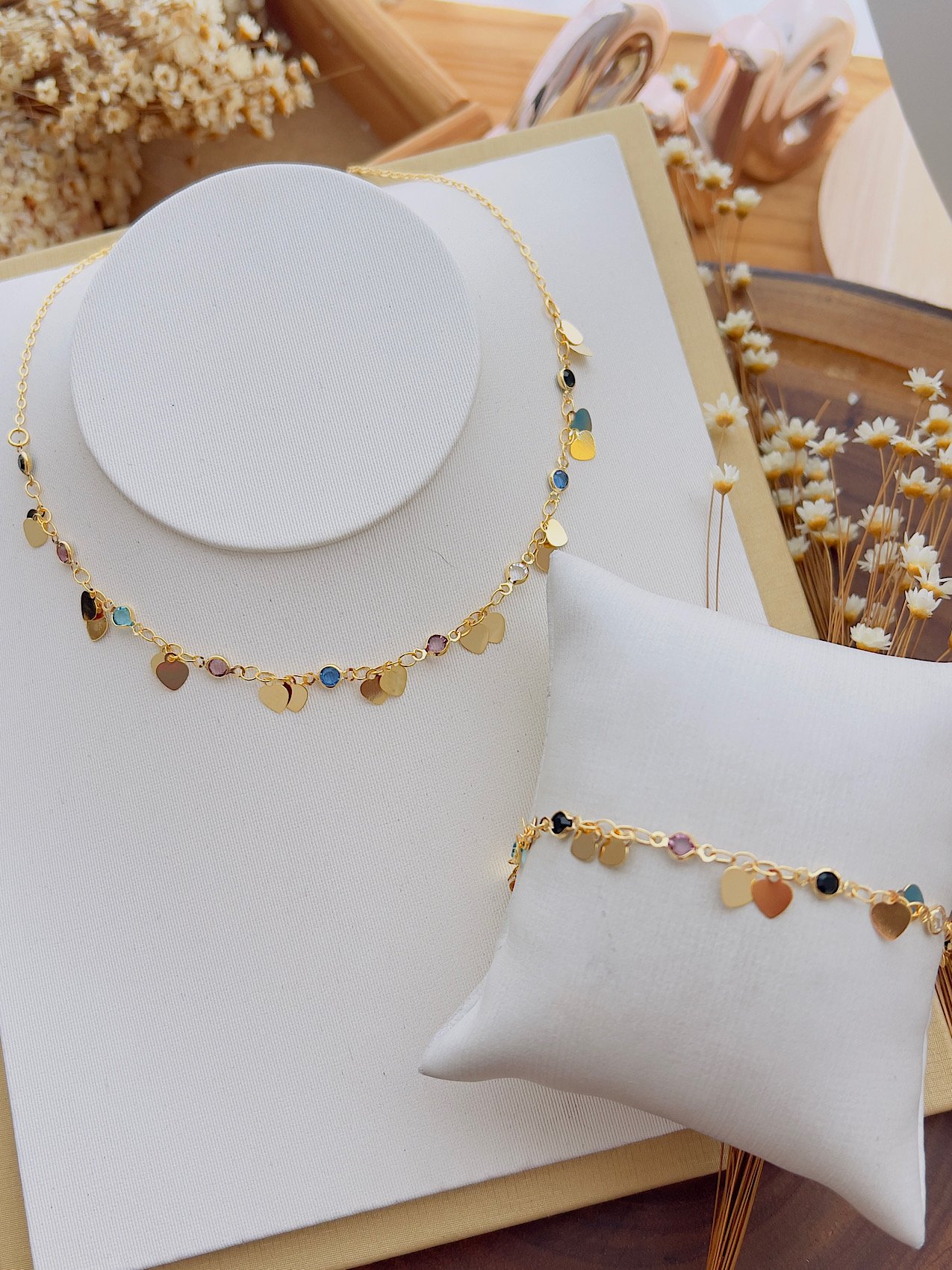 Conjunto Folheado a Ouro Coração Colorido 3719