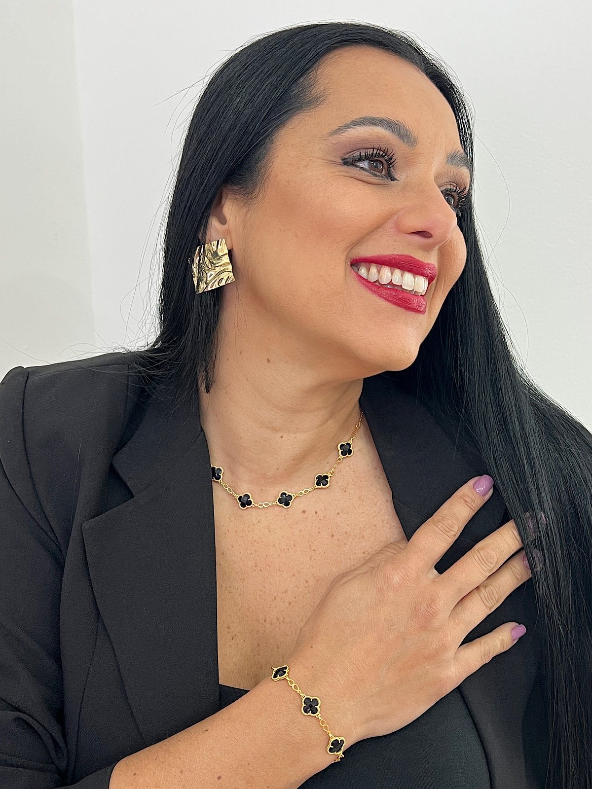 Conjunto Folheado a Ouro Virginia Preto 7547