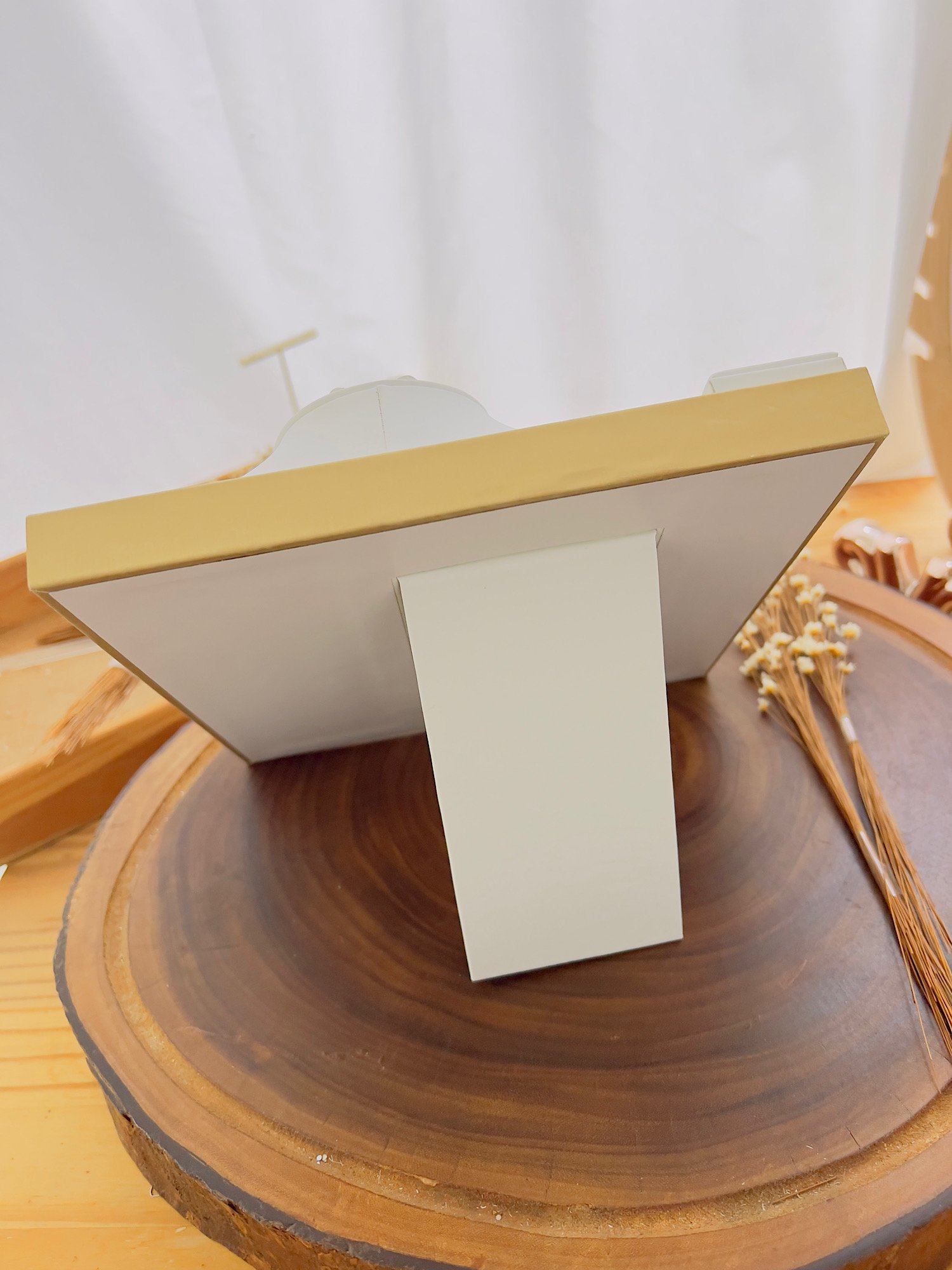 Expositor Busto Deitado Branco 11