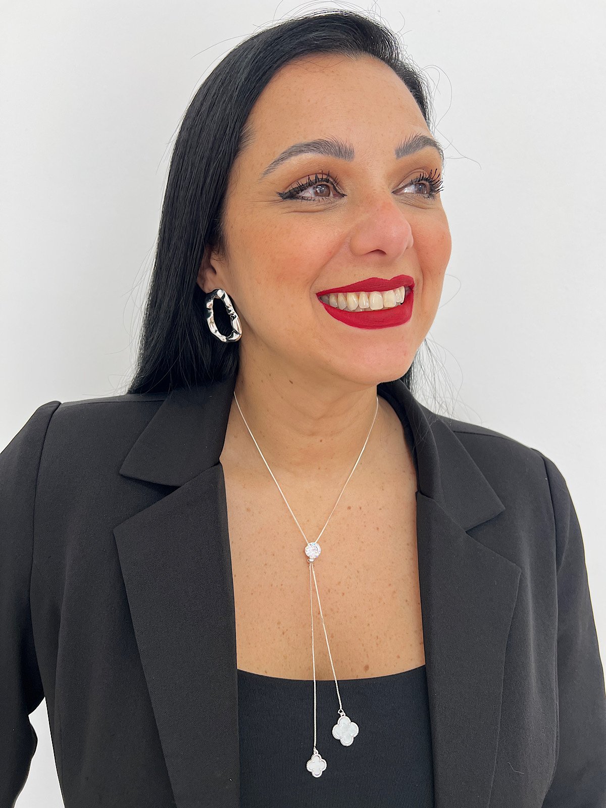 Gravatinha Folheado a Prata Zircônia Virginia Perolada 2462