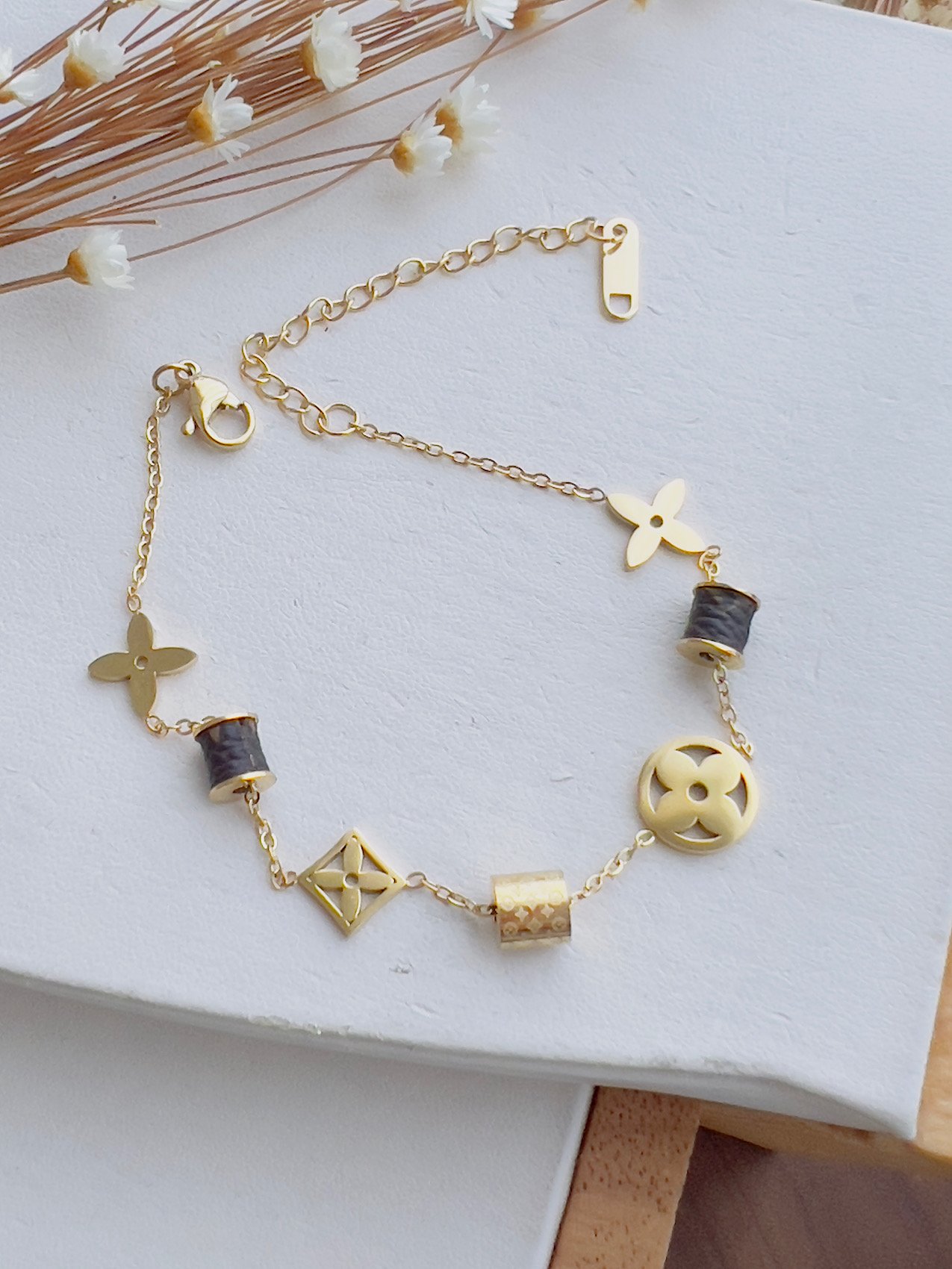 Pulseira Aço Inoxidável Dourado Inspiração 8907